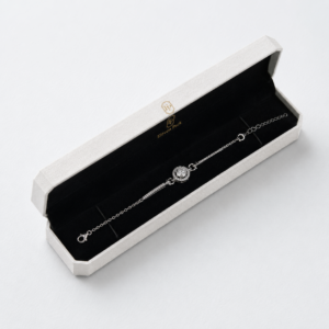 White art paper flip-top bracelet and bangle box view 3