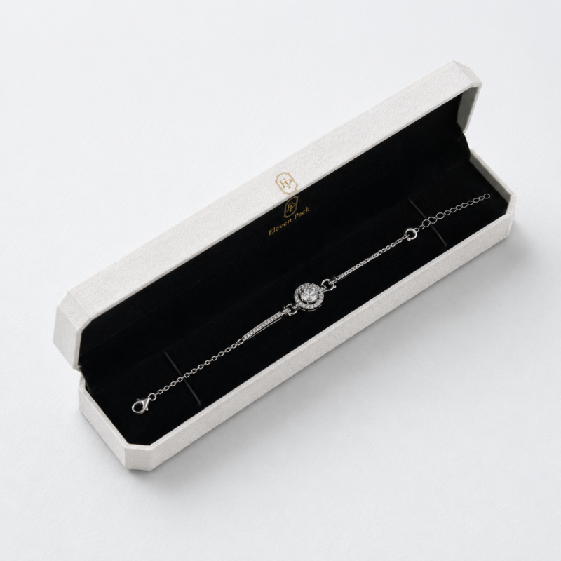 White art paper flip-top bracelet and bangle box view 3