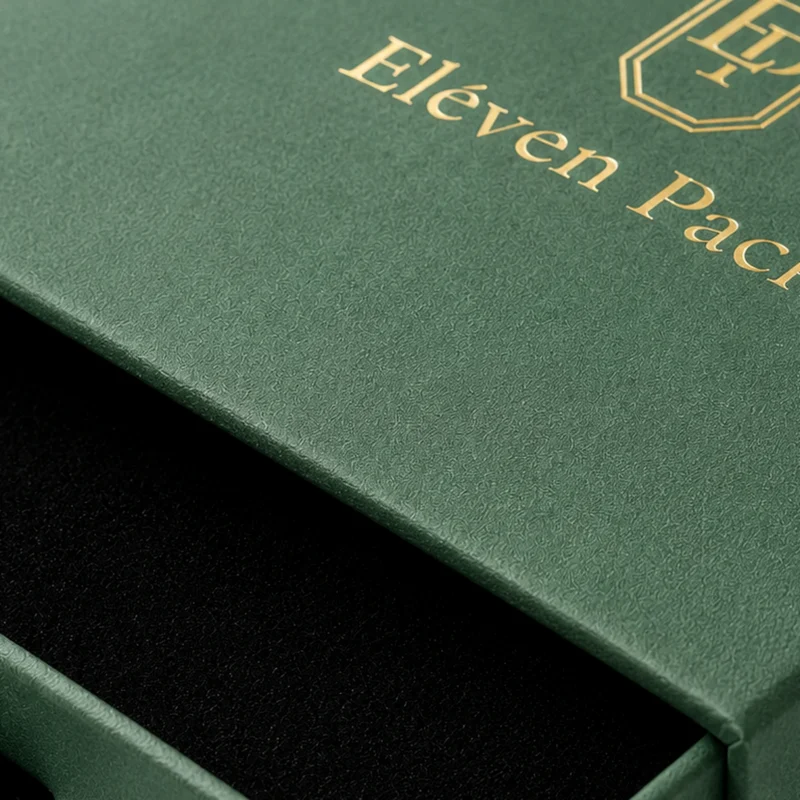 Custom Green Paper Drawer Bracelet Box logo and closure detail