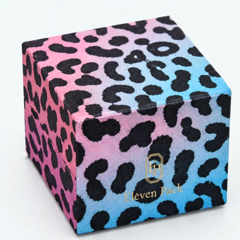 Custom Luxury Leopard Print Paper Earring Box logo and closure detail