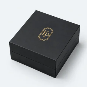 Custom Luxury Black Art Paper Hinged Jewelry Box logo and closure detail