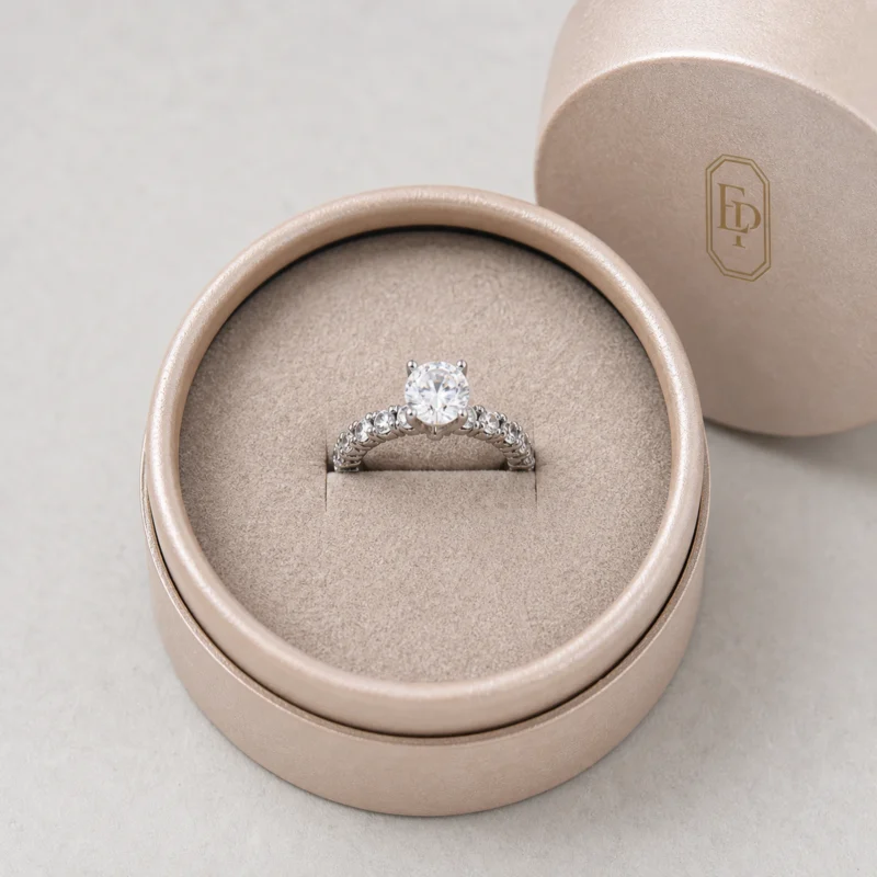 Custom Luxury Champagne Paper Lid and Base Ring Box material and insert detail