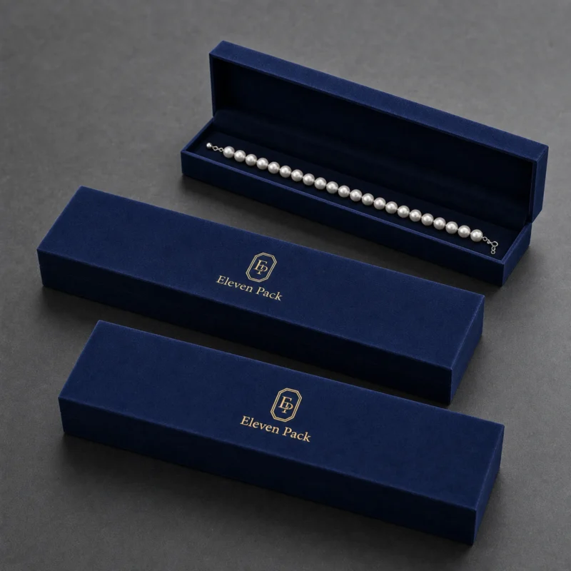Navy velvet necklace box family with open and closed presentation boxes Navy velvet necklace box family with open and closed presentation boxes