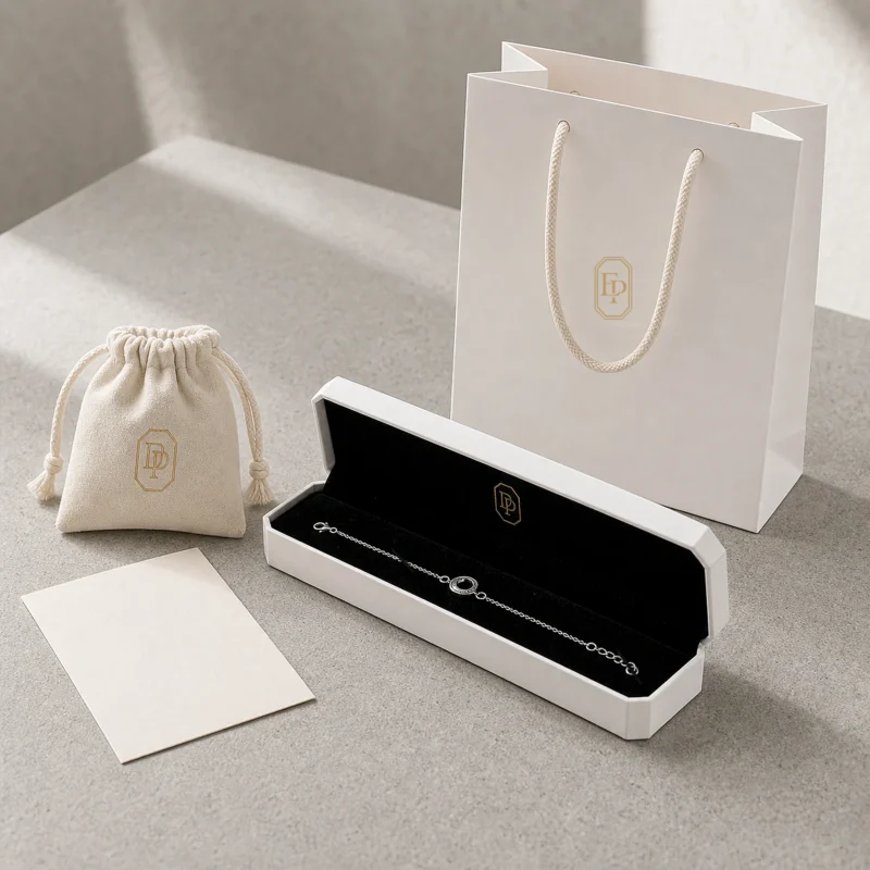 Custom White Art Paper Flip Top Bracelet Box