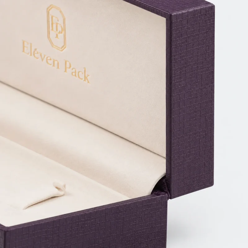 Custom Multicolor Paper Hinged Bracelet Box - paper logo finish detail Custom Multicolor Paper Hinged Bracelet Box - paper logo finish detail