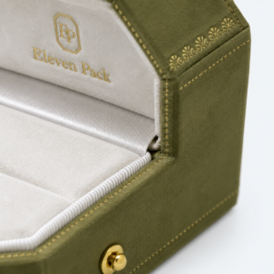 Green Velvet Premium Ring Box - material or structure detail - JB-BM-08-P15 Green Velvet Premium Ring Box - material or structure detail - JB-BM-08-P15