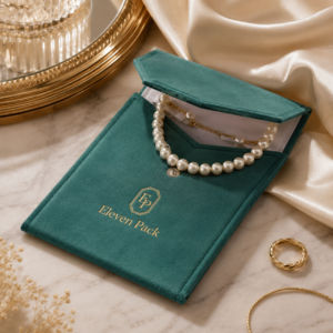 Green Velvet Premium Necklace Box - material or structure detail - JB-BM-08-P16 Green Velvet Premium Necklace Box - material or structure detail - JB-BM-08-P16