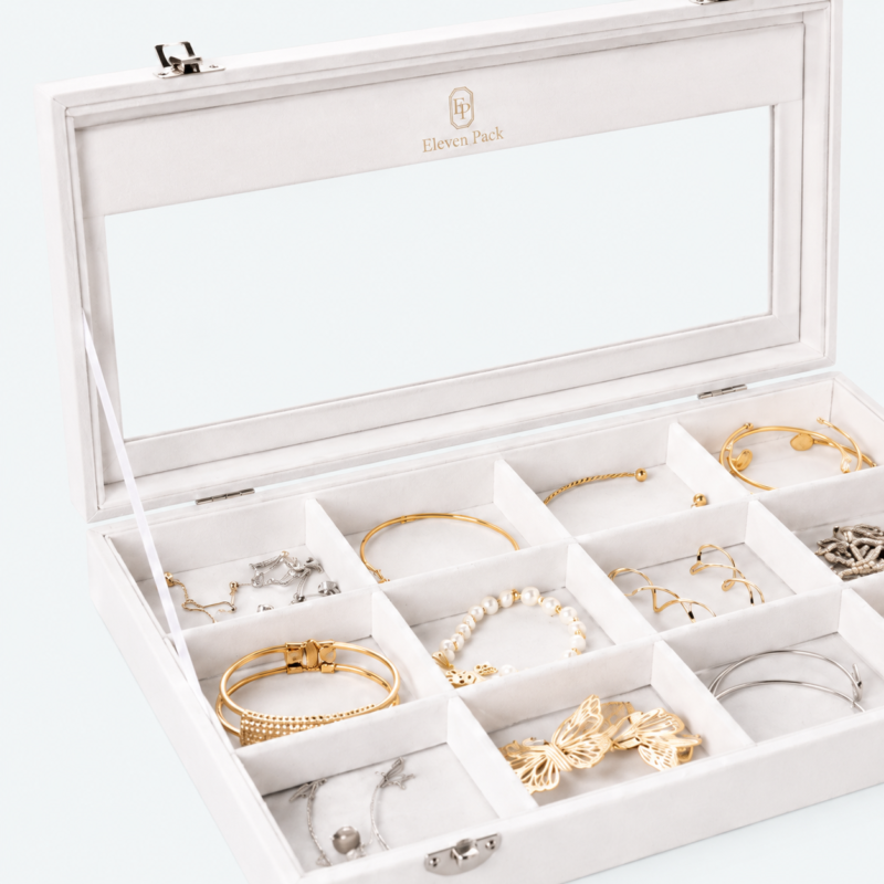 Light-Tone Velvet Flip-Top Buckle Closure Jewelry Tray - material or structure detail - JO-01-P59