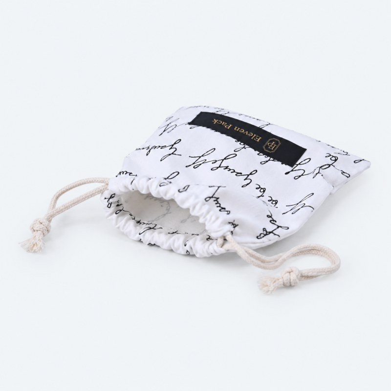 White Cotton Bracelet Pouch - material or structure detail - JP-BM-02-P1
