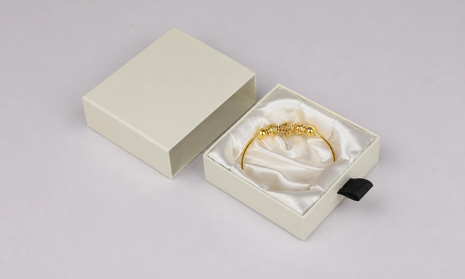 What Affects Custom Jewelry Packaging Cost? A Practical Buyer’s Guide