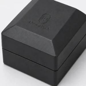 custom black pu leather led ring box image 04 faceted pu finish JB-BM-10-P3 Close-up of black PU leather grain, faceted lid plane and closed seam