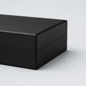Black and white PU leather necklace box showing the lid edge detail